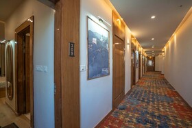 Hotel Zimskhang Villa