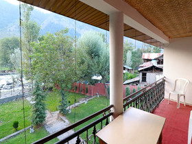 OYO 18416 Hotel Park Palace
