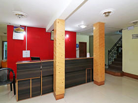 OYO 18416 Hotel Park Palace