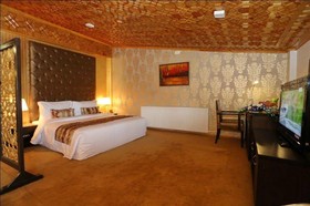 Batra Hotel & Residences
