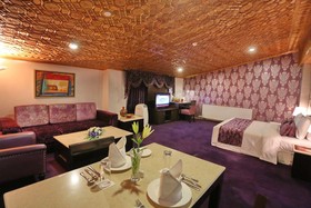 Batra Hotel & Residences