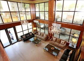 Batra Hotel & Residences