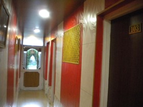 Blooming Dale Hotel
