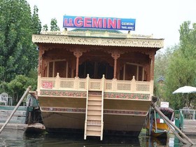 Gemini Houseboat