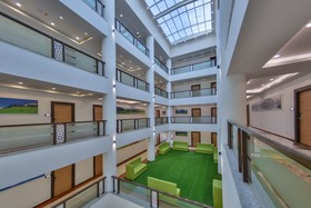 Golden Tulip Kashmir