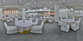Golden Tulip Kashmir