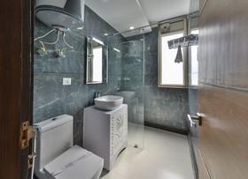 Golden Tulip Kashmir