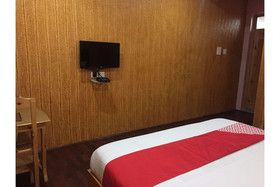 Holiday Villa by OYO Rooms