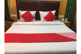 Holiday Villa by OYO Rooms