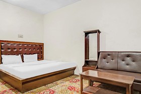 Hotel Ground Plaza by Oyo Rooms