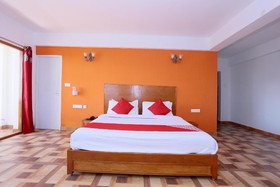 Hotel Kayzee by OYO Rooms