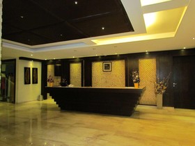 Hotel Pine Spring Wazir Bagh