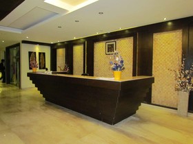Hotel Pine Spring Wazir Bagh