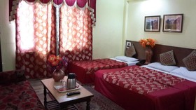Hotel Star of Kashmir