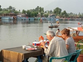 New Bombay Heritage Group Of Houseboats