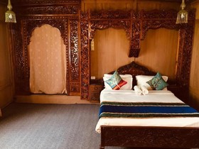 New Bombay Heritage Group Of Houseboats