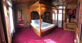 New Jacquline Heritage Houseboats