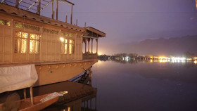 New Jacquline Heritage Houseboats