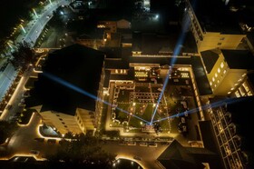 Radisson Collection Hotel & Spa Riverfront Srinagar