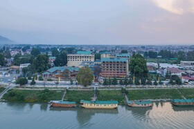 Radisson Collection Hotel & Spa Riverfront Srinagar