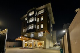 Regenta Central, Srinagar