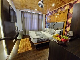 Seven Hills Hotel