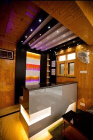 Seven Hills Hotel