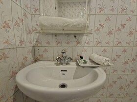 Seven Hills Hotel