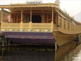 Sikandra Palace Group of Houseboats