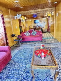 The Heritage Safina Group Of Houseboats
