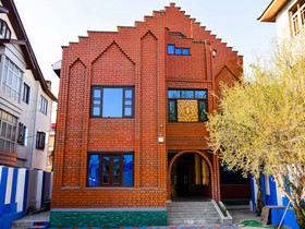 The Host By OYO Rooms