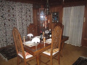 Wangnoo Houseboats