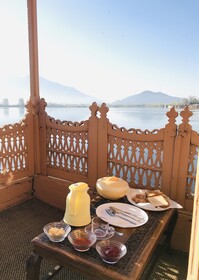Wangnoo Worth Houseboats
