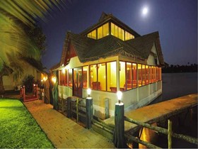 Emarald Pristine Island Resort, Alappuzha