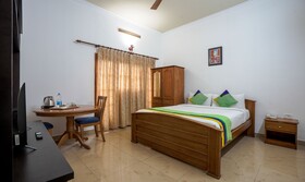 Hotels Classiyo Munnar Crown Resorts By Treebo
