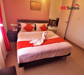 Ez Suites