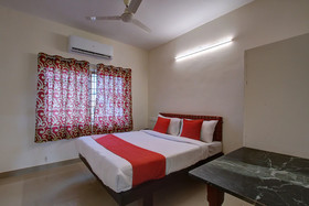 Century Park by OYO Rooms