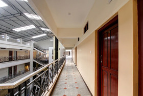 Century Park by OYO Rooms