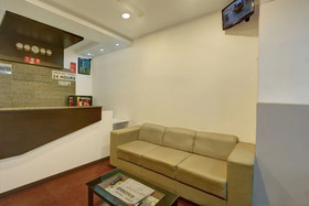 OYO 26743 Emirates Regency