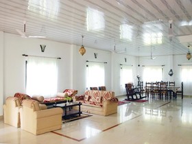 Akshay Homestay