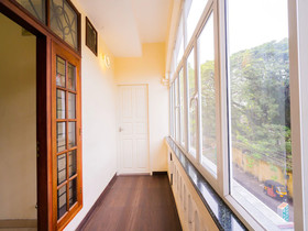 Fort Beach Service Apartment by OYO Rooms