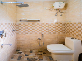 Fort Beach Service Apartment by OYO Rooms