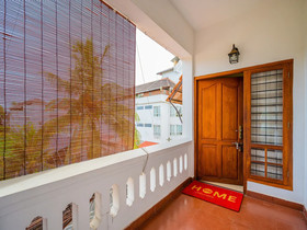 Fort Beach Service Apartment by OYO Rooms