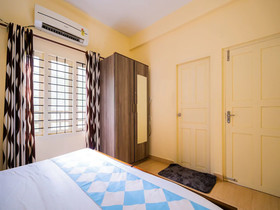 Fort Beach Service Apartment by OYO Rooms