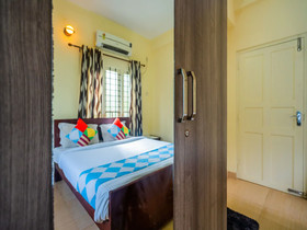 Fort Beach Service Apartment by OYO Rooms