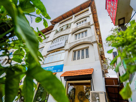 Fort Beach Service Apartment by OYO Rooms