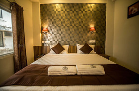 Oak Field Inn