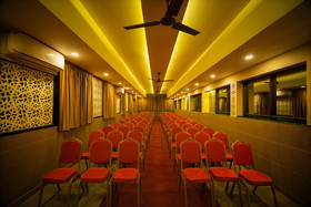 Oak Field Inn