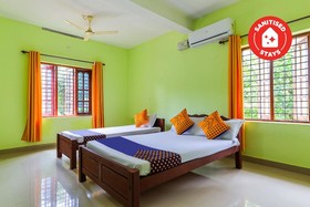 Sreepadmini Ss Ayurmadam by OYO Rooms