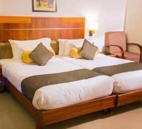 Contour Backwaters Resort & Convention Center